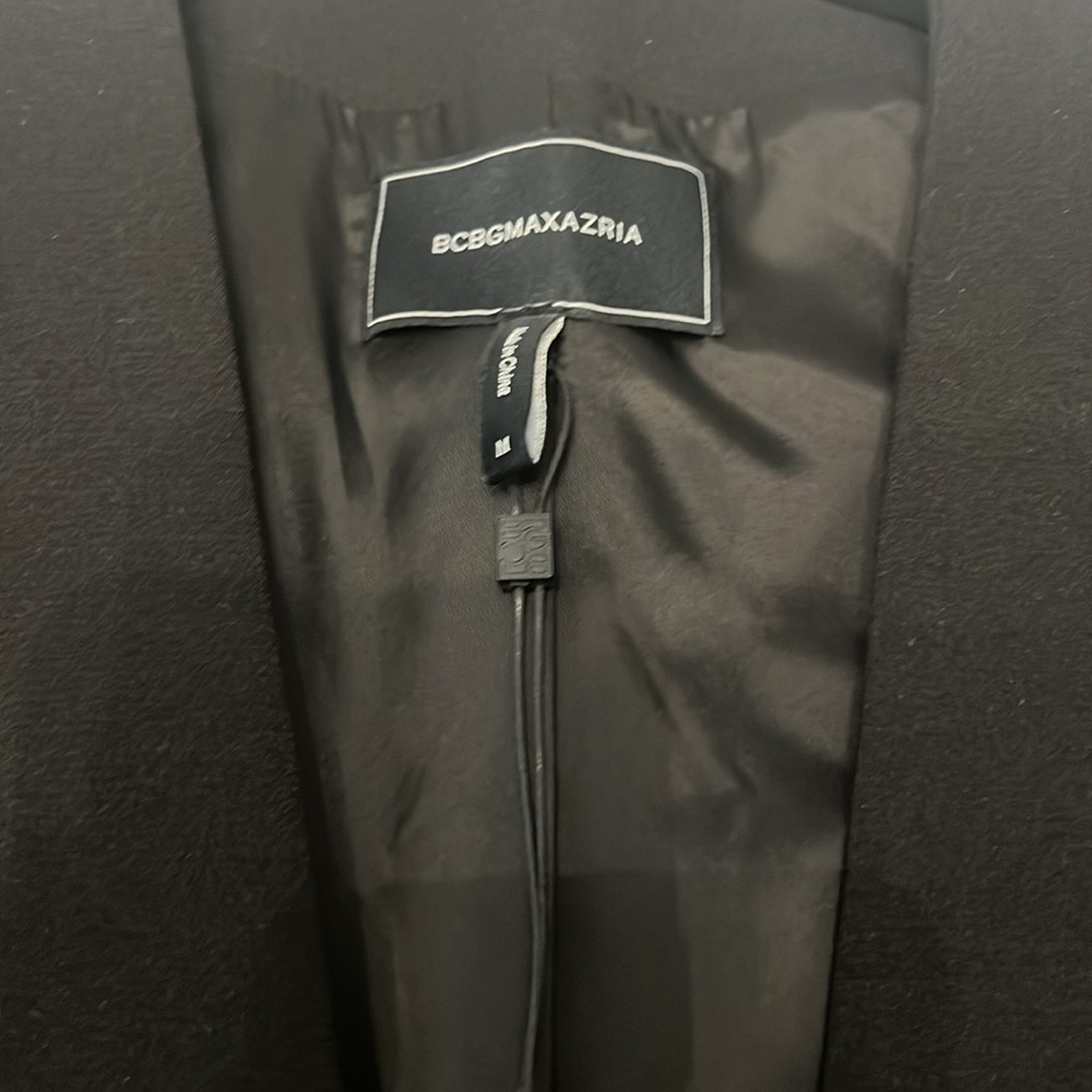 BCBGMAXAZRIA BLACK CAPE BLAZER SIZE Medium , - Picture 6 of 11